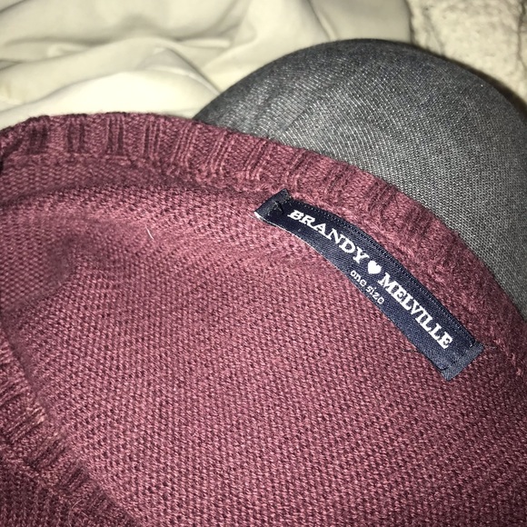BRANDY MELVILLE MAROON SWEATER - Picture 3 of 3
